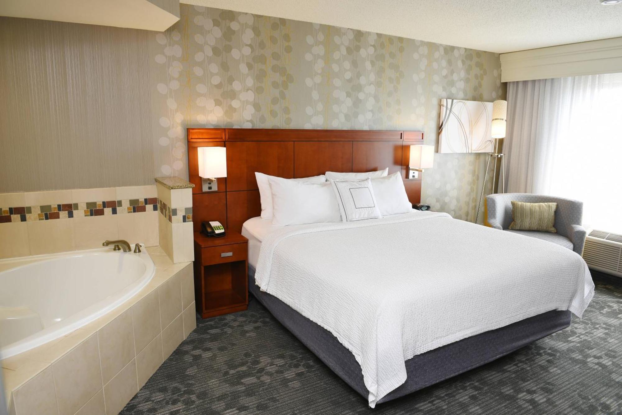Courtyard By Marriott Sioux Falls Exteriör bild