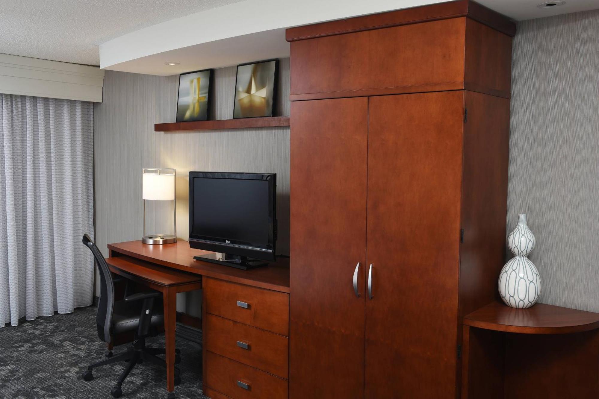 Courtyard By Marriott Sioux Falls Exteriör bild